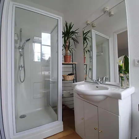 Le Jardin Des Lys - D'hote Ou 3*